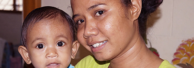 Snapshot: 23 year-old Amelia with her daughter Celestina